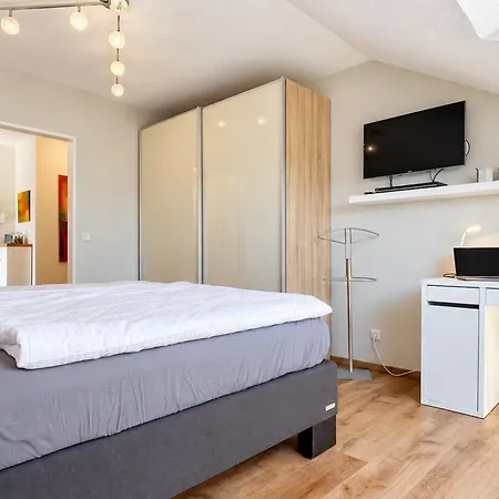 Siebenstern Apartment *